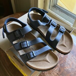 Birki’s Navy Blue Ellice Size Ladie’s US9 Men’s US7